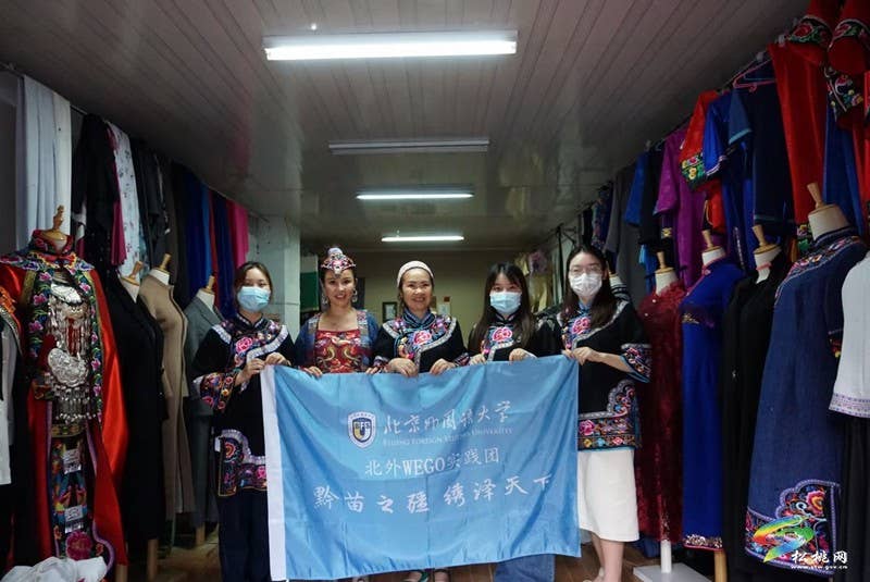 铜仁市民族团结进步模范个人龙彩英：“彩”线绣出同心圆