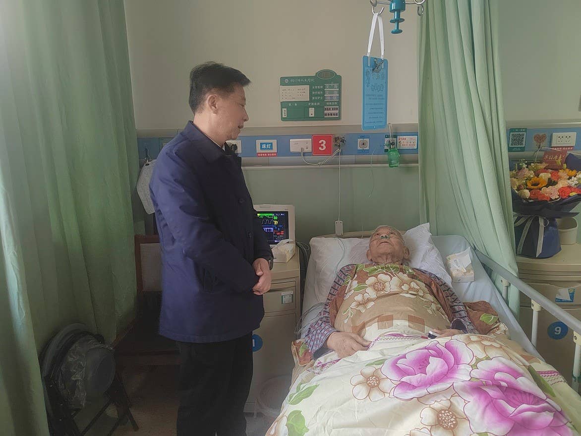 九三学社铜仁市委开展春节慰问活动