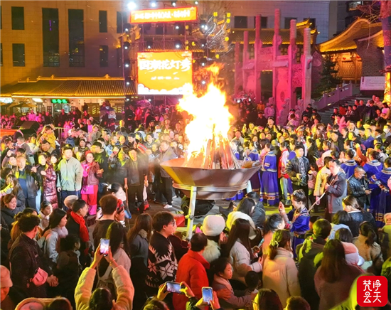 【网络中国节·春节】非遗焕彩 灯耀古城！中南门之夜燃动新春