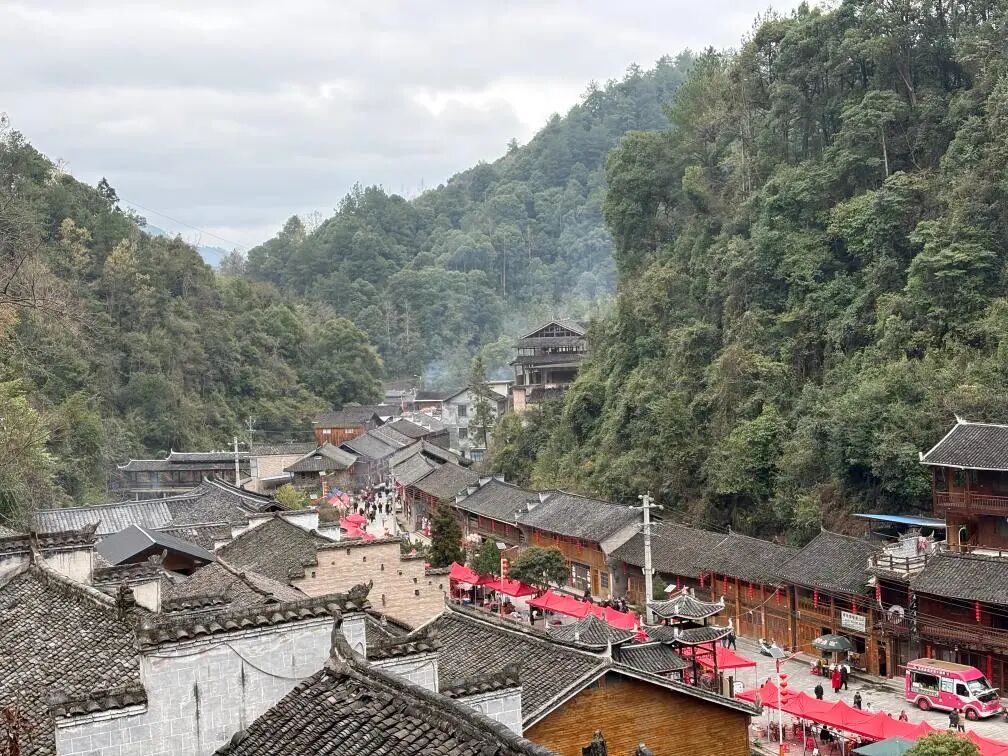 媒体看铜仁丨新华社聚焦尧上古寨：山水人文载乡愁
